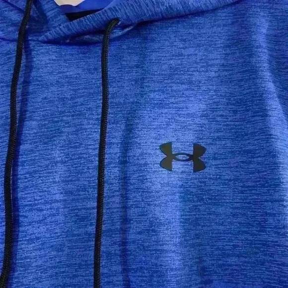 Like new Under Armour sweatshirt in a size small - Picture 3 of 7